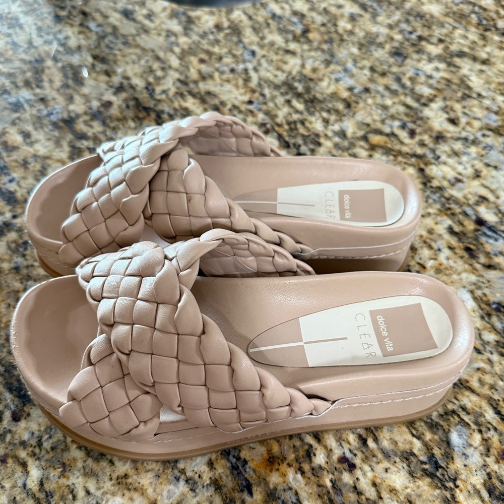 Dolce Vita Sandals 7